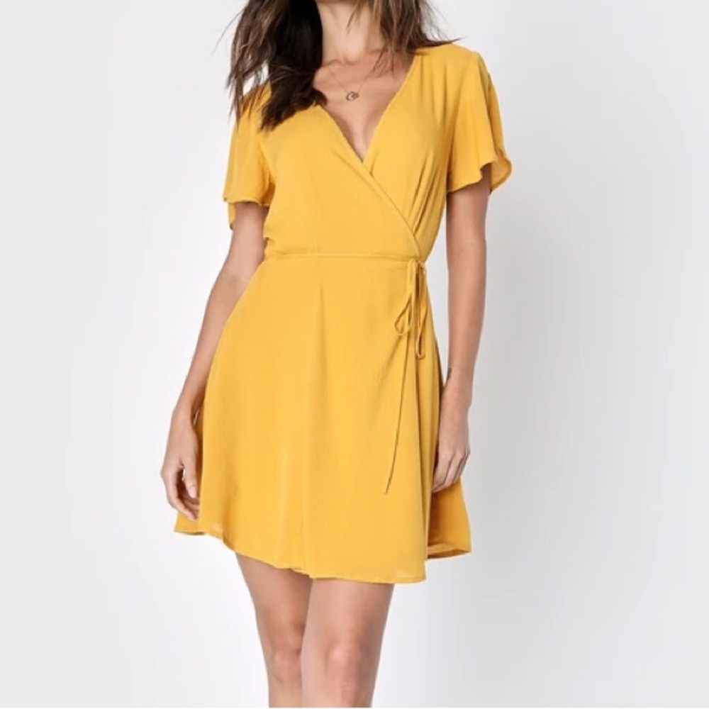 Lulus mini wrap dress